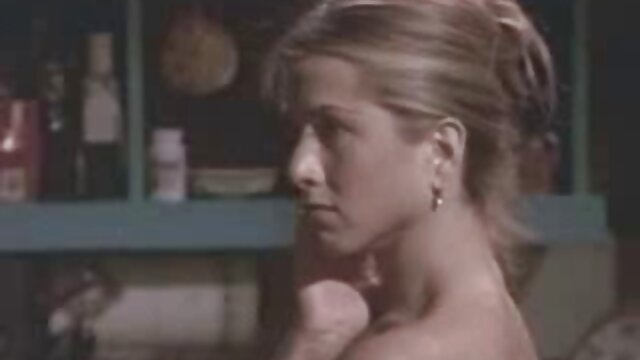 पीओवी :  रुसी केटाले सुन्दर प्रेमिकालाई क्यामेराको अगाडि नङ लगाएको छ हिनदी सेकसी वीडीयो 