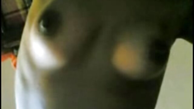 पीओवी :  बेबेले वृद्ध मानिसलाई उनी शारीरिक बन्न इच्छुक भएको संकेत दिए हिनदी सेकसी वीडीयो 