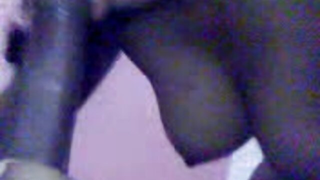 पीओवी :  Busty महिला आफ्नो स्तन निचोमा र राम्रो blowjob दिँदै हिनदी सेकसी वीडीयो 